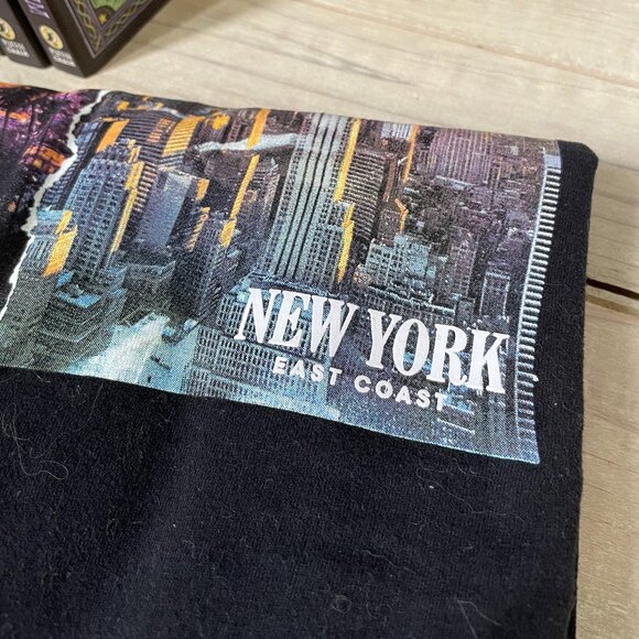 Aeropostale Graphic Tee Bundle - Picture 10 of 14